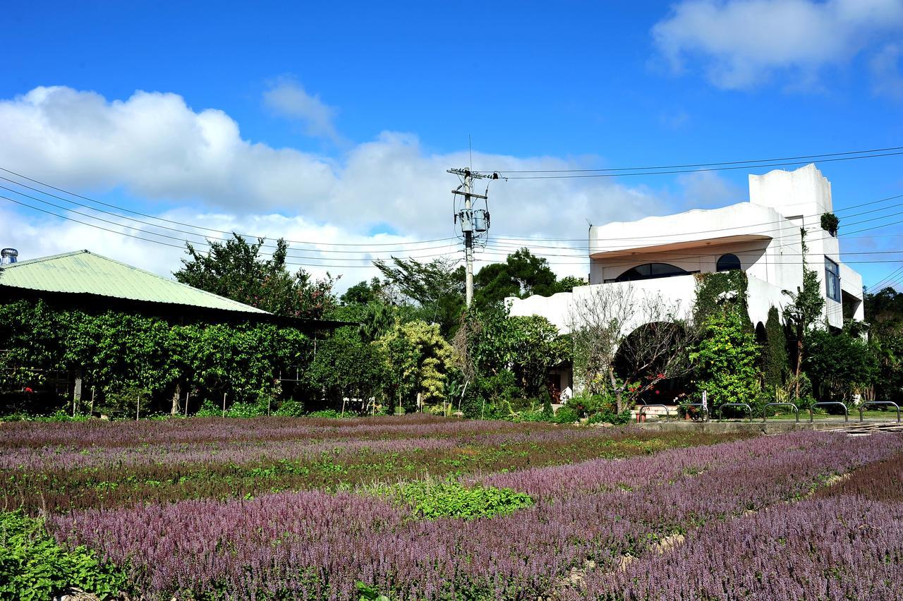 Tuscany Garden B&B Guanxi Exteriör bild